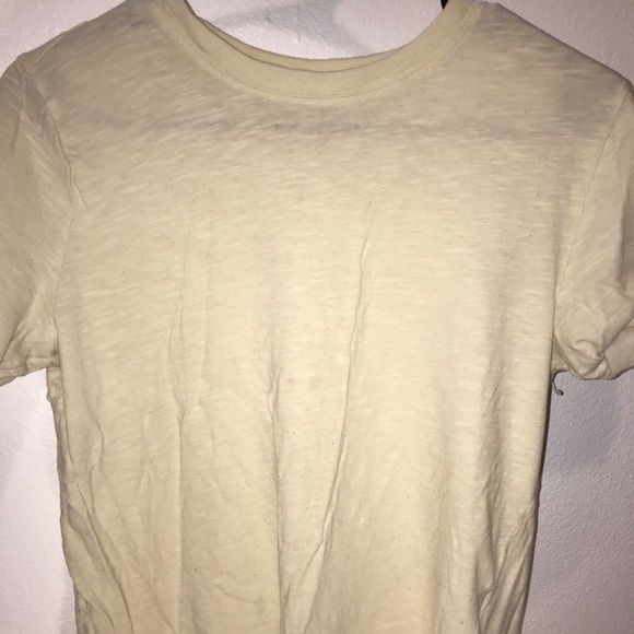 Yellowish green basic tee - Picture 2 of 2